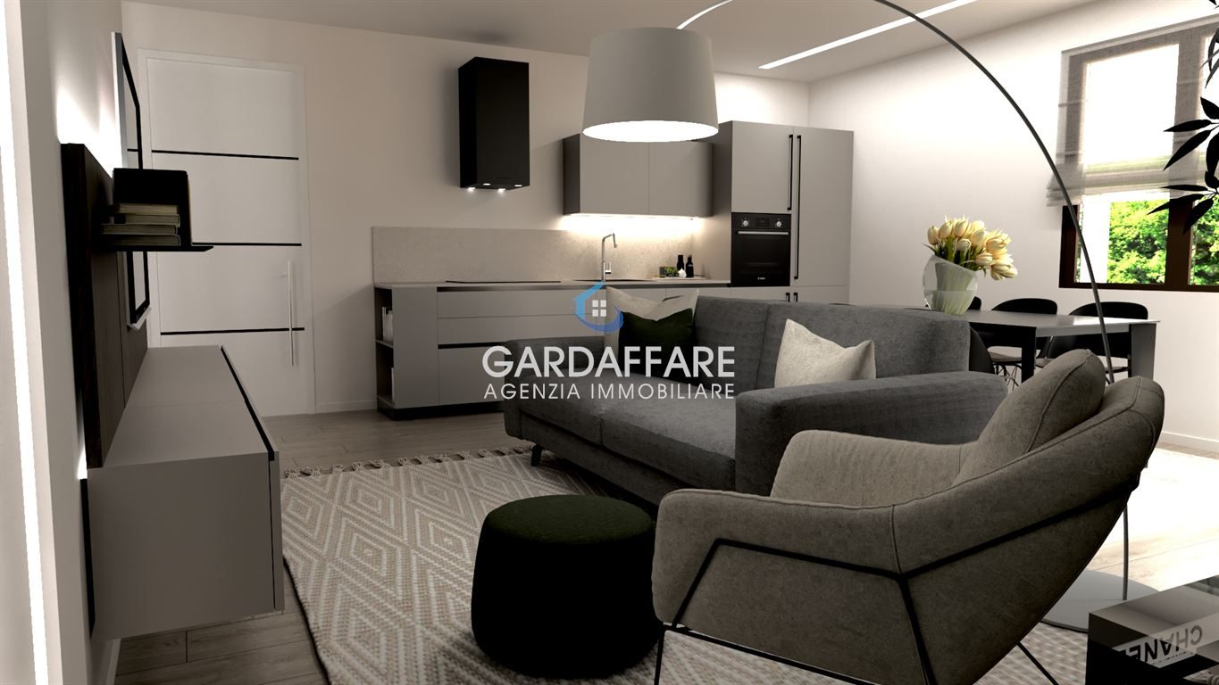 Nuovo Quadrilocale con giardino privato a due passi dal Centro di Desenzano !